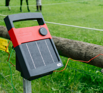 Speedrite S1000 Solar Energizer used for pasture